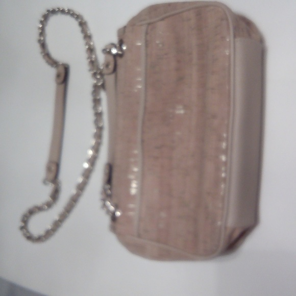 CALVIN KLEIN PURSE - Picture 2 of 3